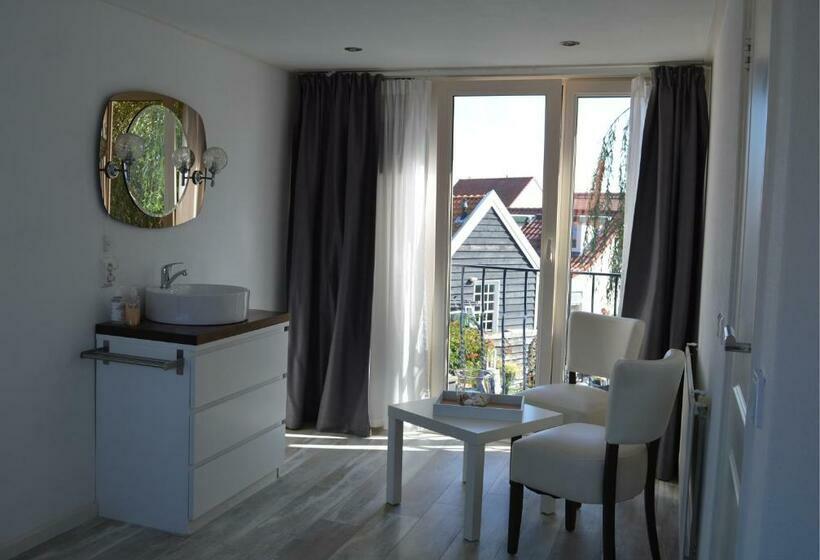 Comfort-huone, T Laege Uus