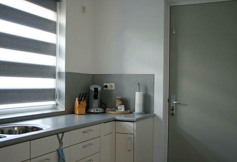 آپارتمان 1 خوابه همکف, Bed & Breakfast Vanagt