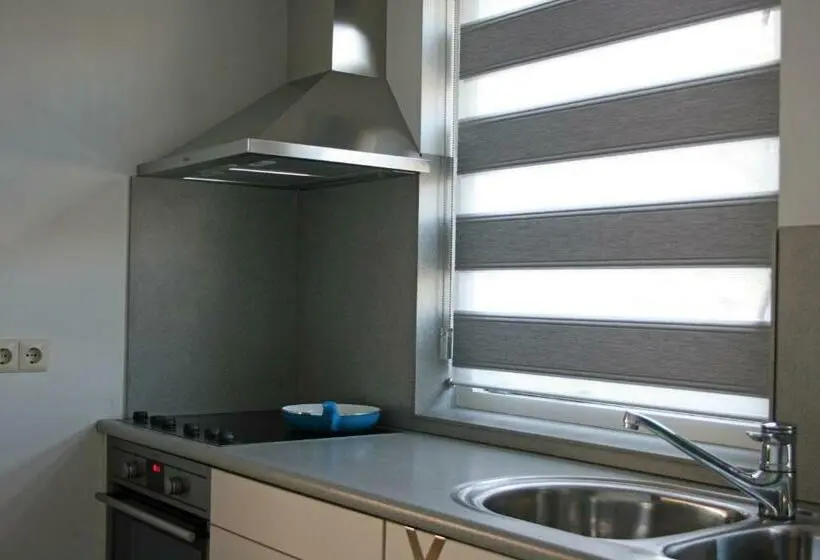 １階の１ベッドルームアパートメント, Bed & Breakfast Vanagt