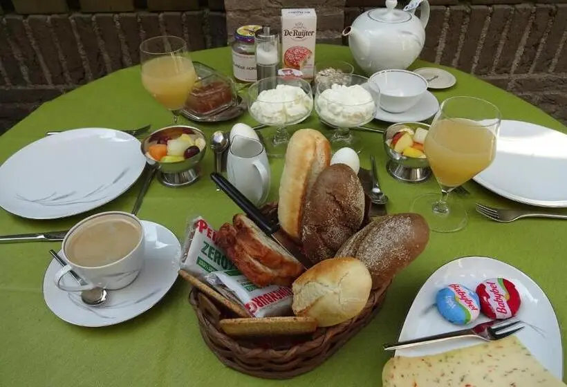 １階の１ベッドルームアパートメント, Bed & Breakfast Vanagt