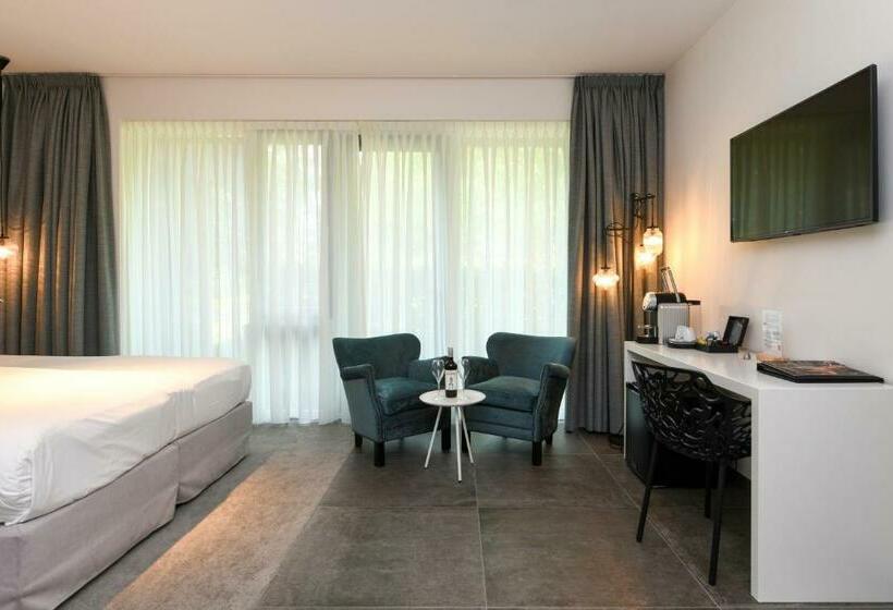 舒适型房间, De Roode Schuur