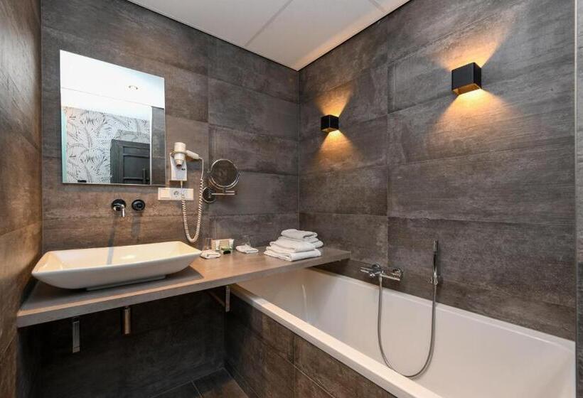 高级大房间, De Roode Schuur