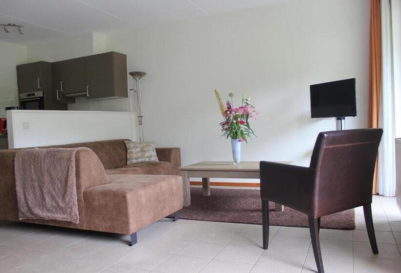 Дом 3 Спальни, Horsetellerie Rheezerveen