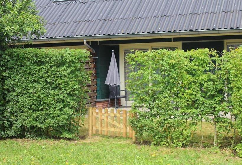 Дом 3 Спальни, Horsetellerie Rheezerveen