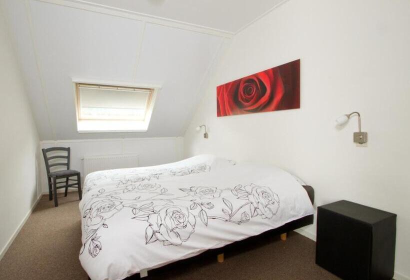 Дом 3 Спальни, Horsetellerie Rheezerveen