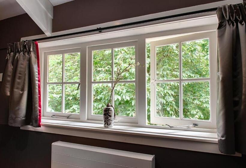 이그제큐티브 스위트, Zoomers Aan Het Bos