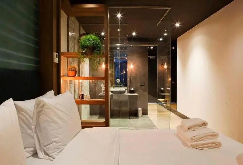 Deluxe-sviitti, Manzo's Suites