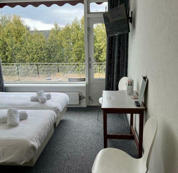 חדר סטנדרט עם מרפסת, Restaurant De Loenermark