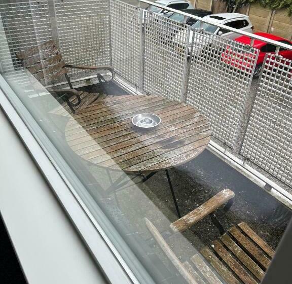 バルコニー付きスタンダードルーム, Restaurant De Loenermark