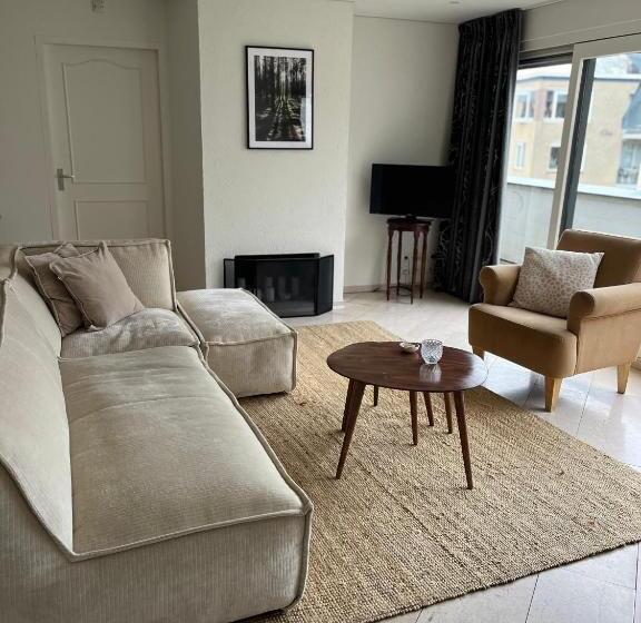 סוויטה, Restaurant De Loenermark