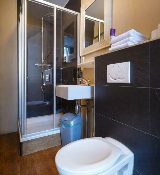 חדר סטנדרט לשלושה, Santa Maria