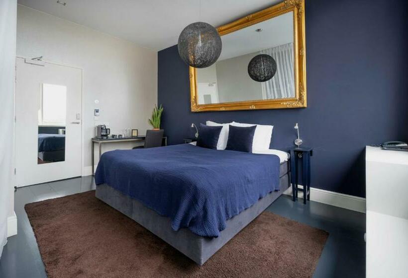 סוויטה דלוקס, Anne&max Boutique