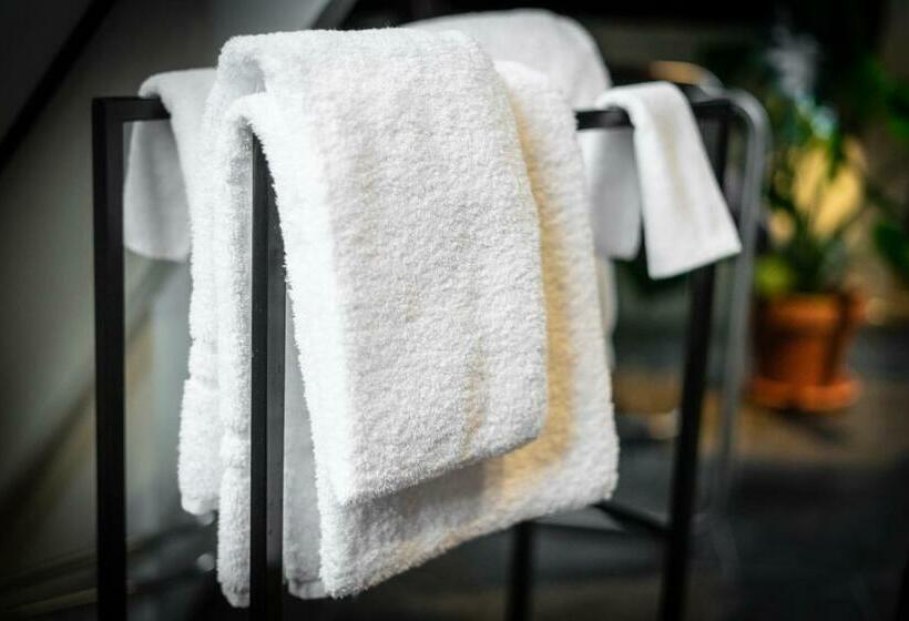 סוויטה אקזקיוטיב, Anne&max Boutique