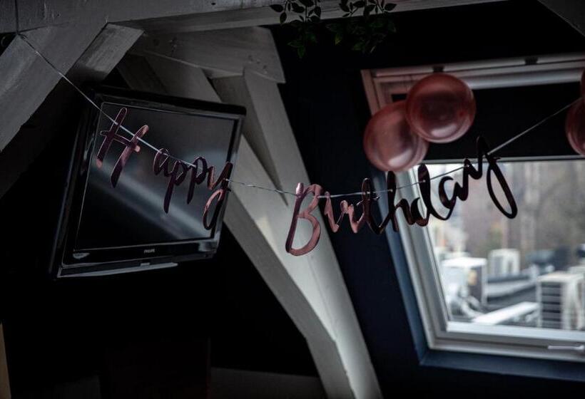 סוויטה אקזקיוטיב, Anne&max Boutique