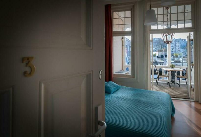 غرفة قياسية مزوَّدة بشُرفة, Grand Cafe Deight