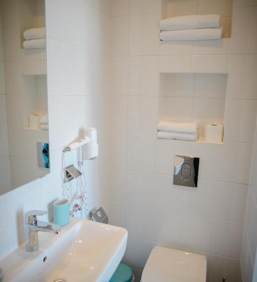 غرفة قياسية, Grand Cafe Deight