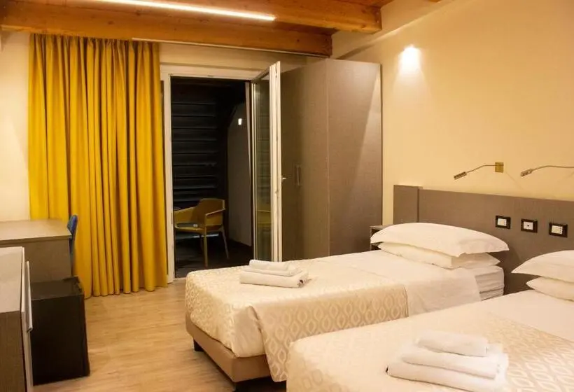 اتاق استاندارد, Krino  Hotel Cafè