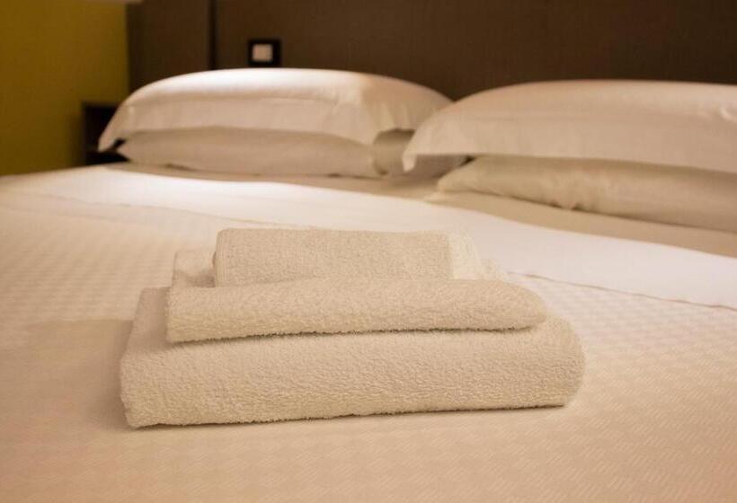 Номер Стандарт, Krino  Hotel Cafè