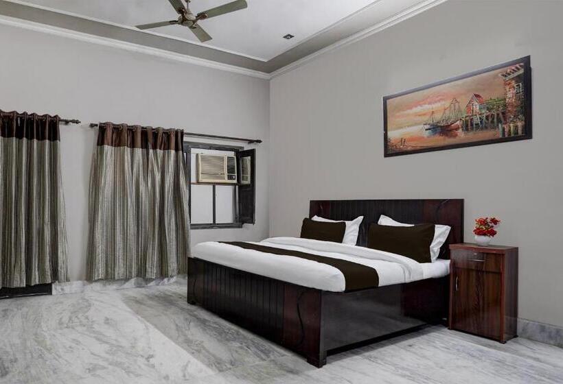 Triple Classic Room, Oyo Sun Flower Residency