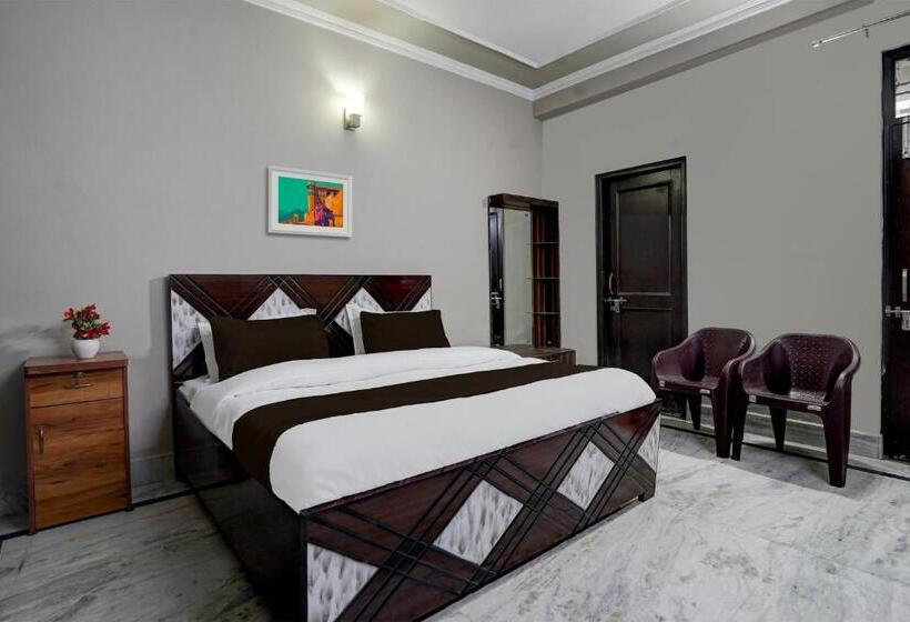 Triple Classic Room, Oyo Sun Flower Residency