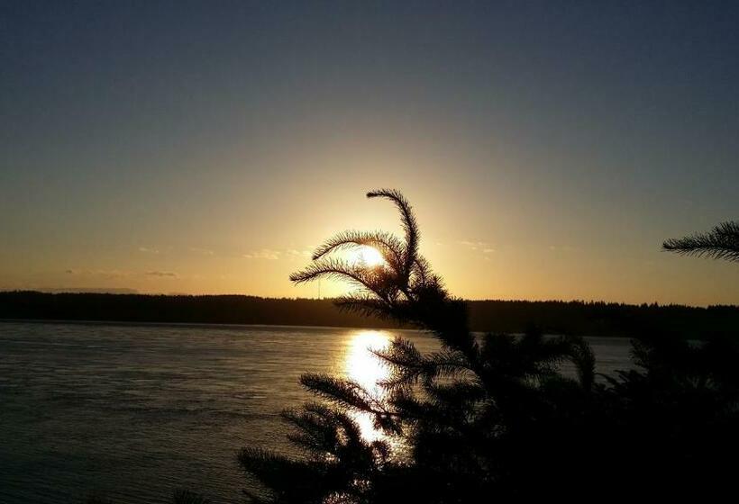 חדר סטנדרט נוף לים עם מרפסת, Above Tide Motel