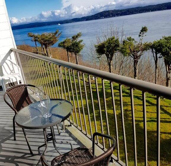 סוויטה עם מיטת קווין, Above Tide Motel