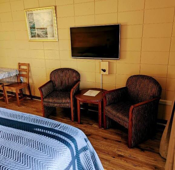 חדר סטנדרט נוף לים עם מרפסת, Above Tide Motel