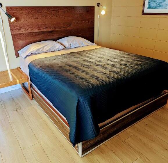 クイーンサイズベッドのスイートルーム, Above Tide Motel