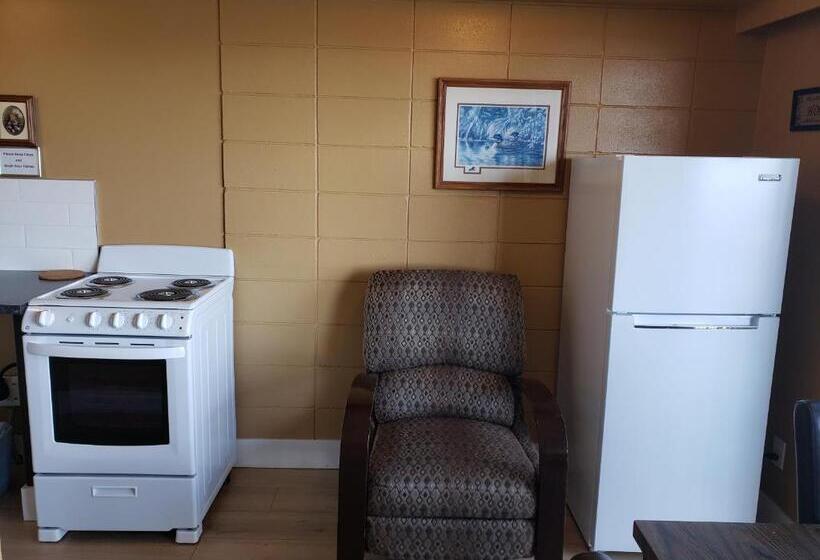 סטודיו סטנדרטי מיטת קווין, Above Tide Motel