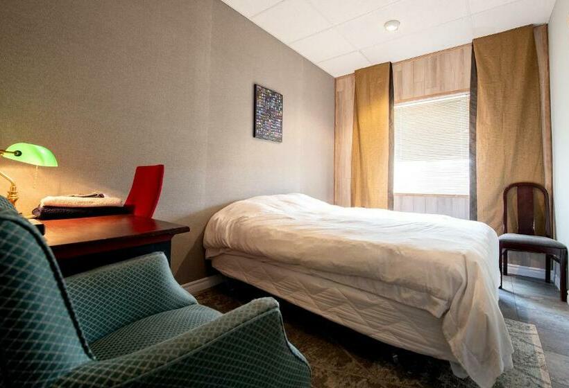 Номер Стандарт, Auberge Internationale Espace Globetrotter