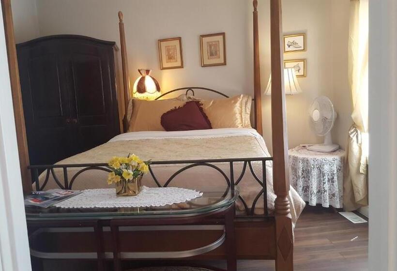 סוויטה, By The Sea Bnb Sidney Bc