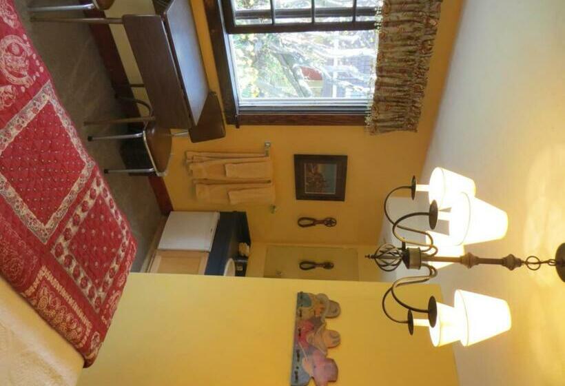 غرفة قياسية, Northland Lodge