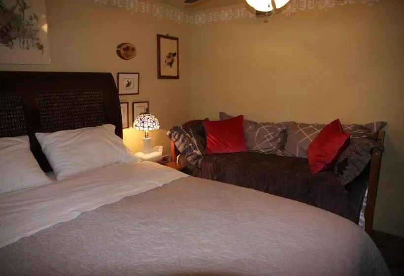 Standard room with outdoor bath, O Brien House