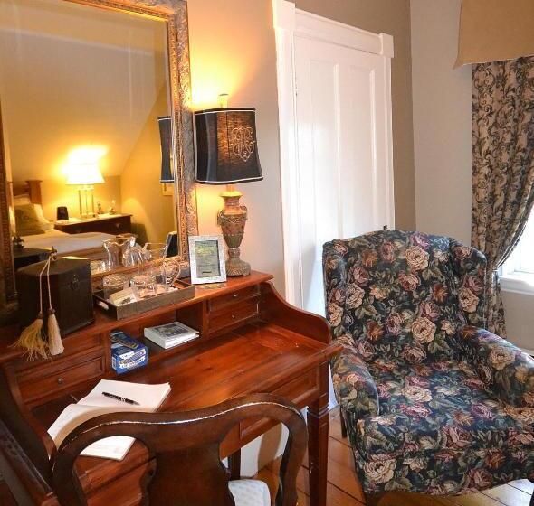 Standard room with outdoor bath, Briarwood Bed & Breakfast