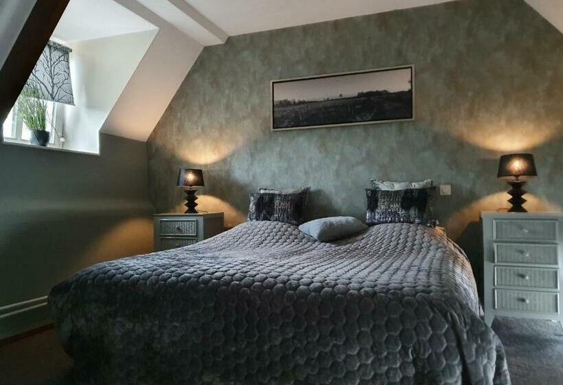 اتاق لوکس, Baron Frits