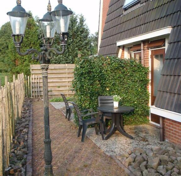 デラックスルーム, Buxus