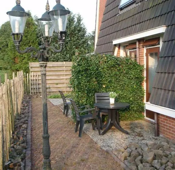 デラックスルーム, Buxus