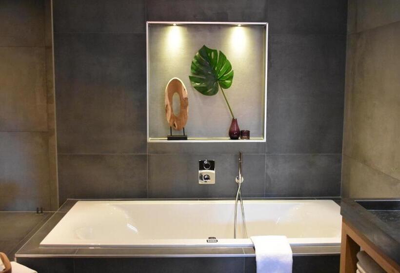 スタンダードルーム, De Vrouwe Van Stavoren