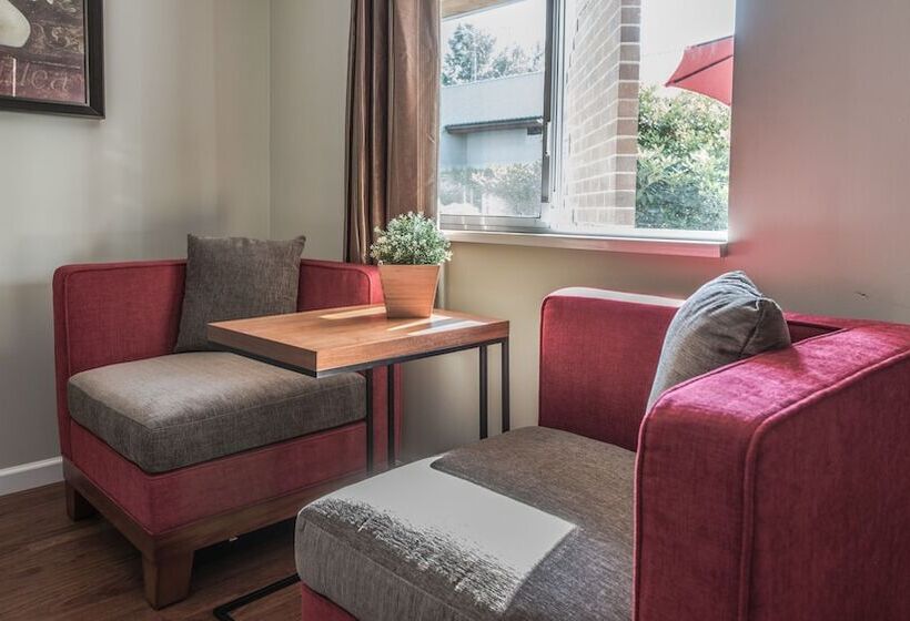 Çift Kişilik Yataklı Standart Oda, Gibsons Garden