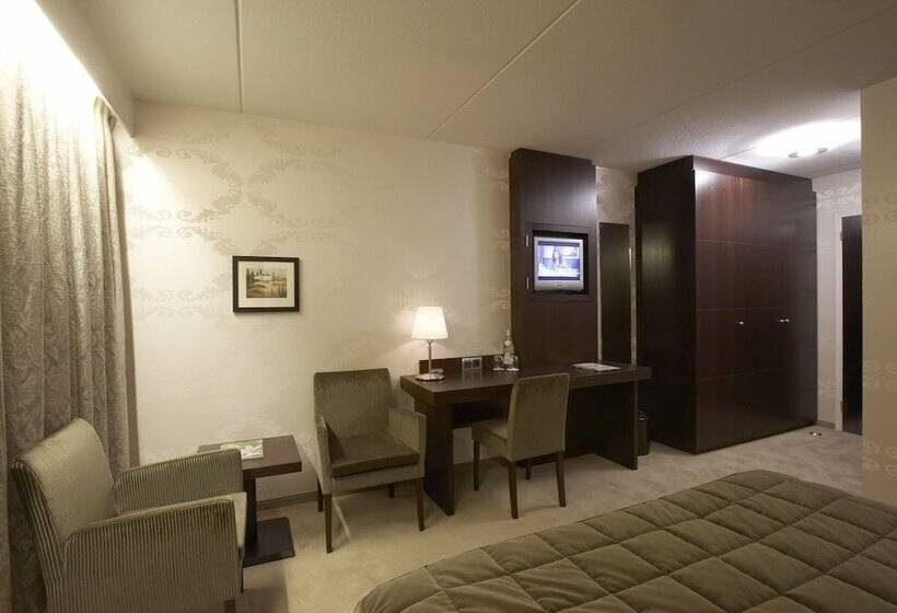 اتاق لوکس, Heer Hugo