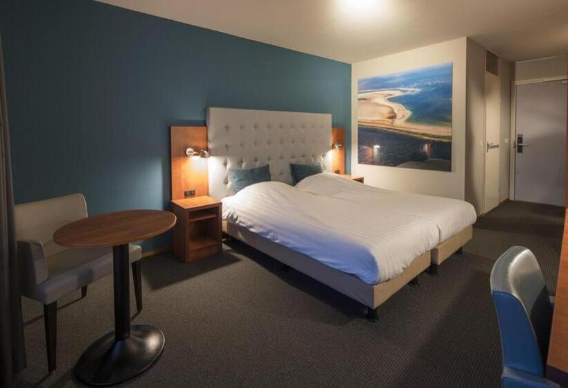 豪华海景房带阳台, Lands End