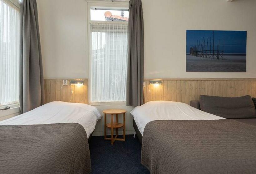 חדר סטודיו סטנדרד, Letje De Veerman