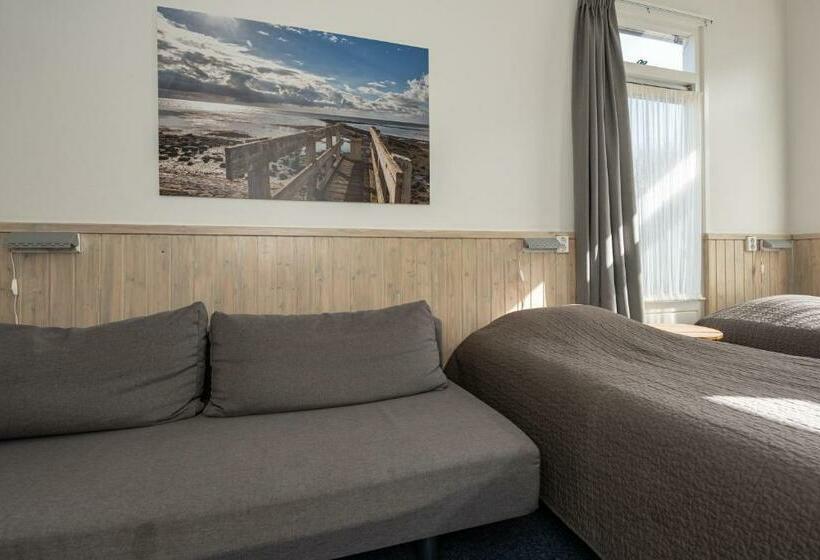 חדר סטודיו סטנדרד, Letje De Veerman