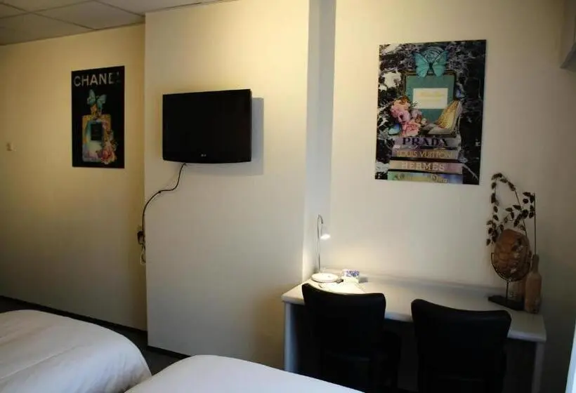 Standard Room, Restaurant De Jonge Heertjes