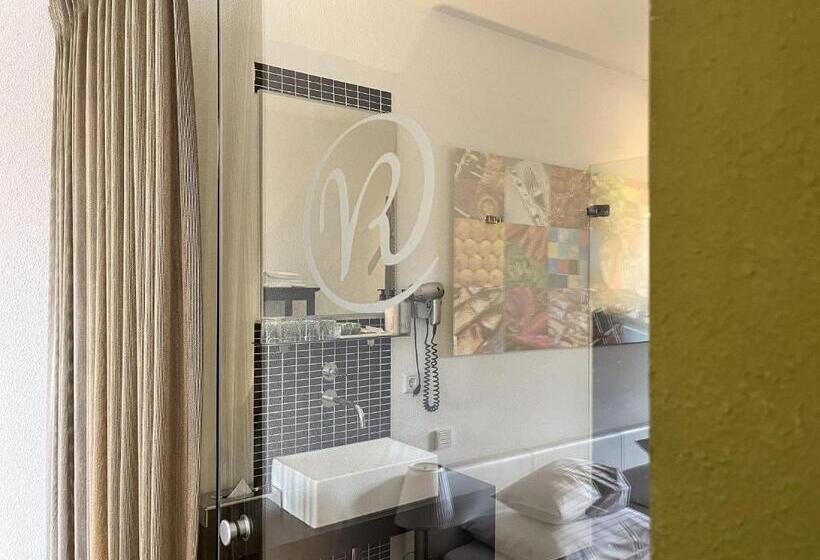 חדר משפחתי, Villa Ruimzicht