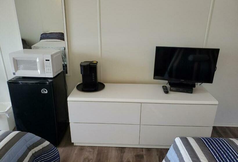 חדר סטנדרט שתי מיטות זוגיות, Motel Gentilhommière