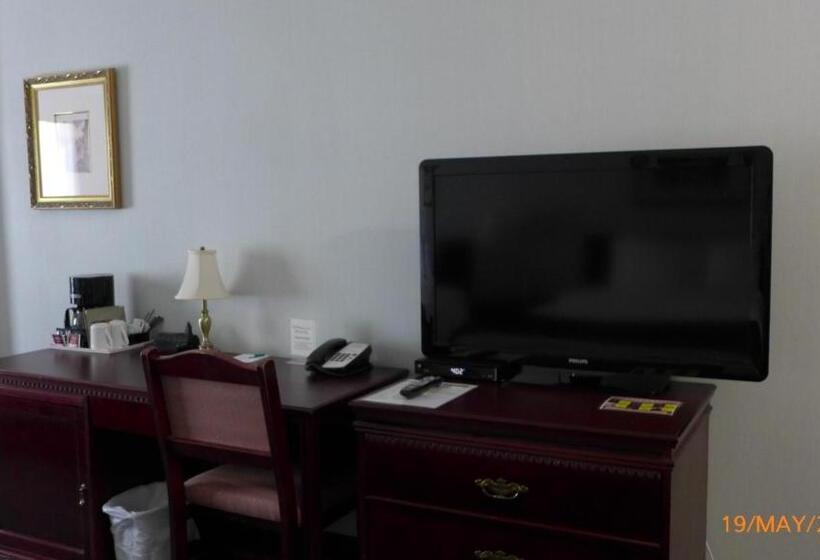 غرفة قياسية, The Bridgeport Inn