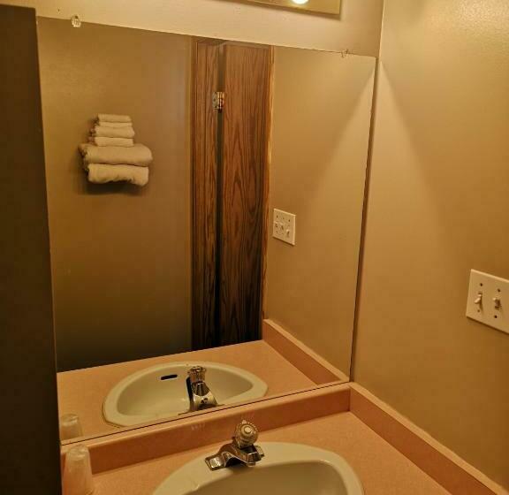 스탠다드 룸 킹사이즈 침대, Ranchland Villa Motel