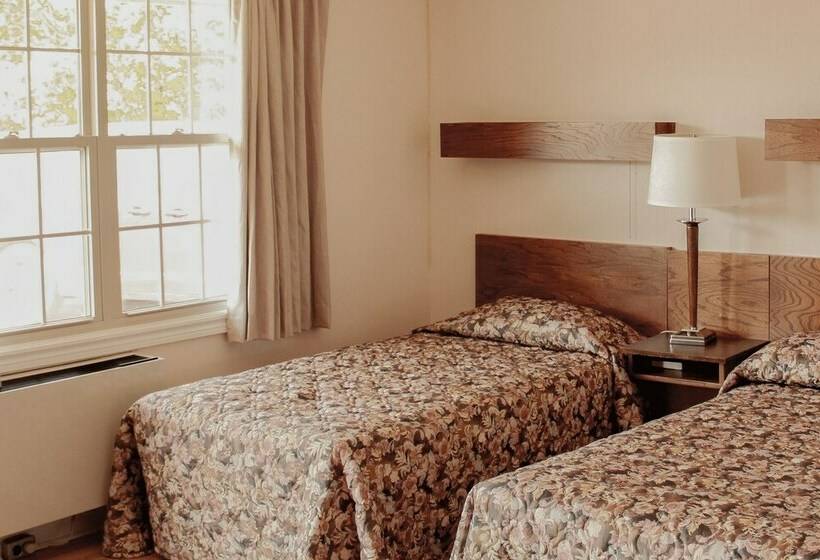 スタンダードスタジオ, Silverwood Motel