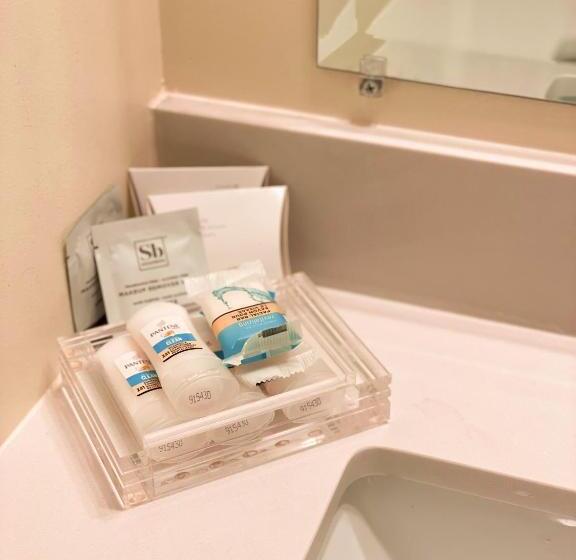 غرفة قياسية, Silverwood Motel